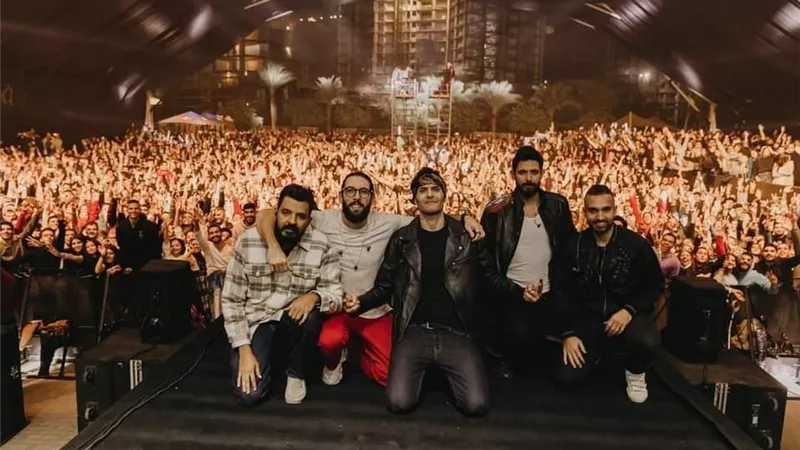 بالصور.. نجاح ساحق لحفل كايروكي بالإسكندرية