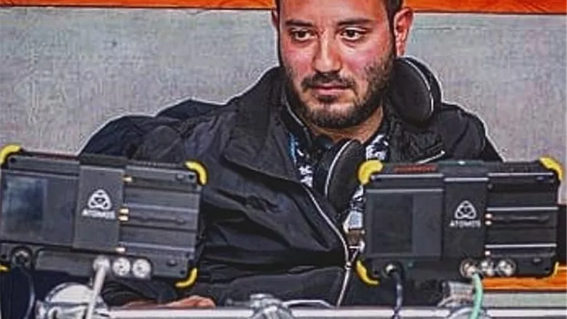 على قدم وساق.. المخرج معتز حسام يواصل التحضيرات الأخيرة لمسلسل 