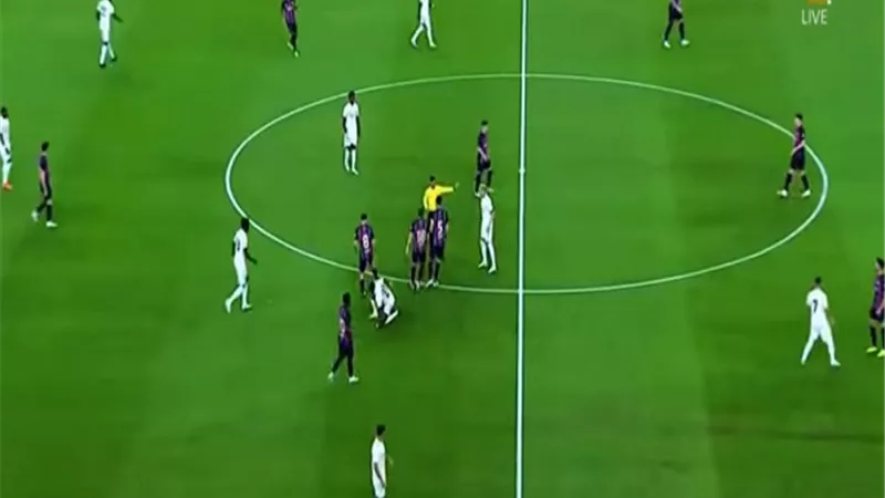 شاهد هدف رافيينا فى شباك ريال مدريد.. فيديو