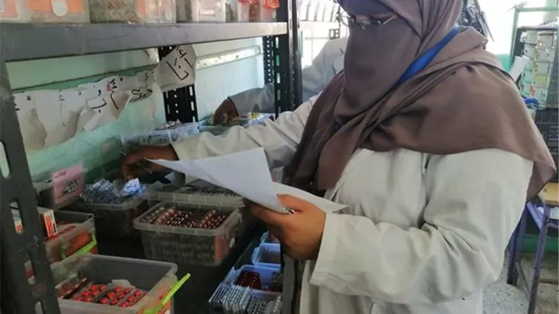 علاج ١٣١٩ مواطناً بالمجان في قافلة طبية بدمياط