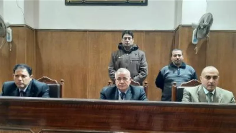 المشدد 3 سنوات لعامل بناء تاجر البانجو بالشرقية
