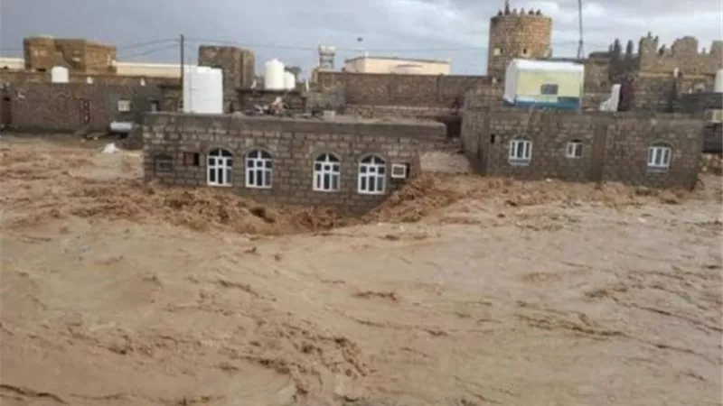 مصرع 11 شخصا إثر سيول جارفة في اليمن