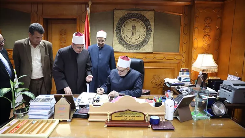 أمريكية أحد أوائل إعدادية الأزهر للبعوث ومحبوب العالم أول الثانوي