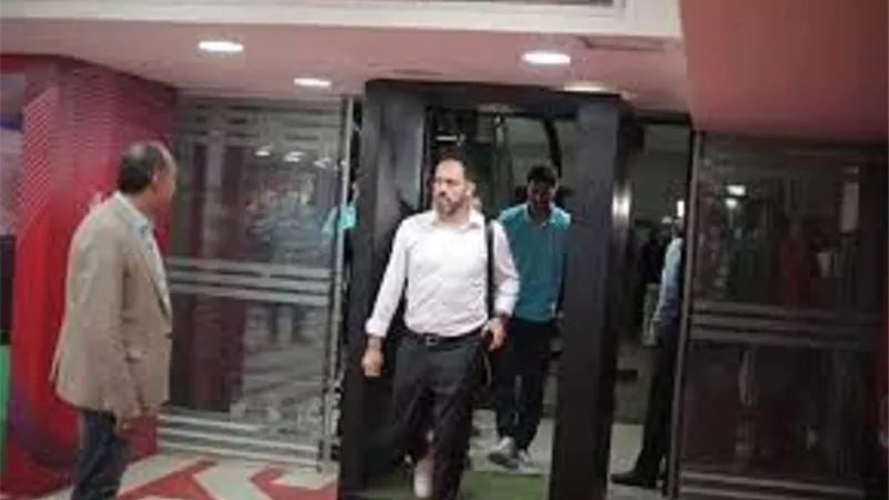 الأهلى يصل ملعب السلام لمواجهة الجونة بالدورى