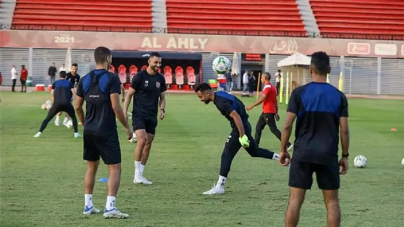 بدلاء الأهلى فى مواجهة الجونة.. أيمن وميكسونى الأبرز