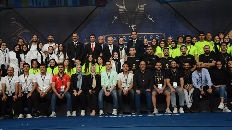 الاتحادين الدولي والمصري للسلاح يشيدا بدور المتطوعين في بطولة العالم مصر 2022