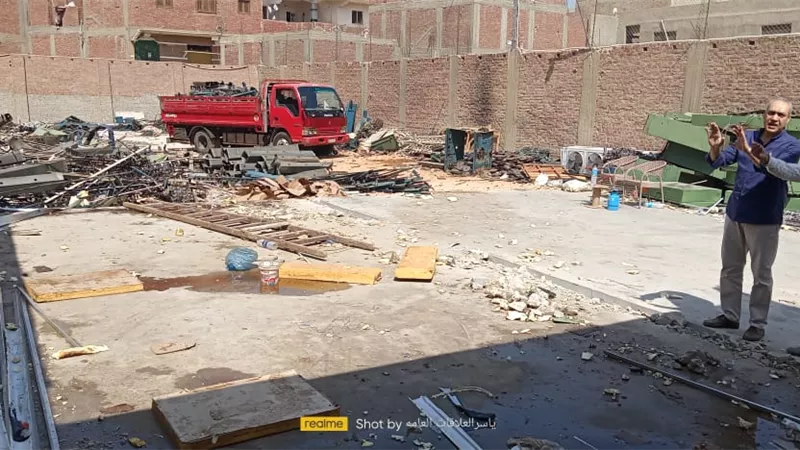 محافظة الجيزة تزيل ٨ جمالون مخالف بأبو النمرس والبدرشين والهرم وبولاق الدكرور