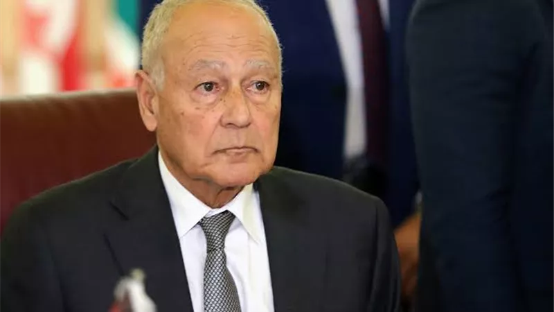 أبو الغيط يستقبل رئيس دائرة شئون اللاجئين الفلسطينيين ويؤكد أهمية حشد المساهمات للأونروا