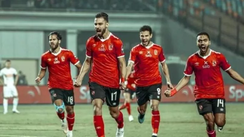 صدمة في الأهلي .. الاصابات تُنهى موسم 3 من أبرز نجومه