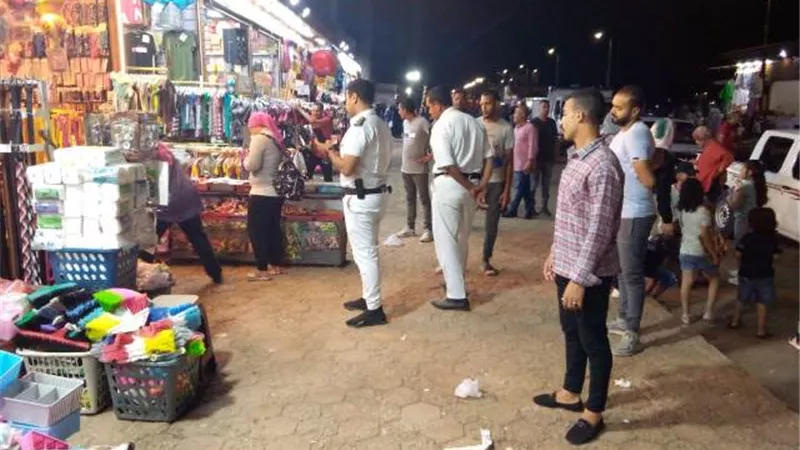 حملات لرفع الإشغالات برأس البر ..غلق الجراجات المخالفة ومصادرة مكبرات الصوت