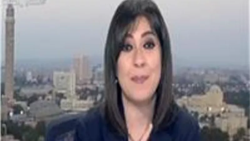 عزة مصطفى تكشف تفاصيل توجيه الرئيس السيسي بعلاج مواطن يعانى من مشاكل فى الوجه والفكين