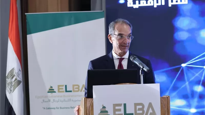 طلعت : مصر تسير بخطوات وثابة للتنمية الشاملة وبناء مصر الرقمية