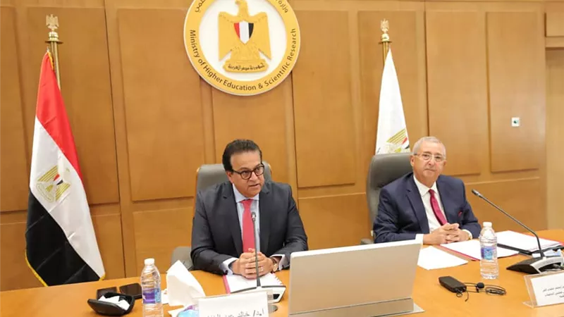 عبد الغفار يوجه بضرورة اهتمام الجامعات الأهلية بتسويق برامجها الدراسية الحديثة