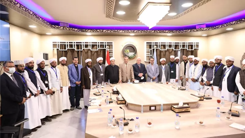 رئيس جامعة إلازهر يستقبل وفد جامعة مركز الثقافة السنية الإسلامية بالهند