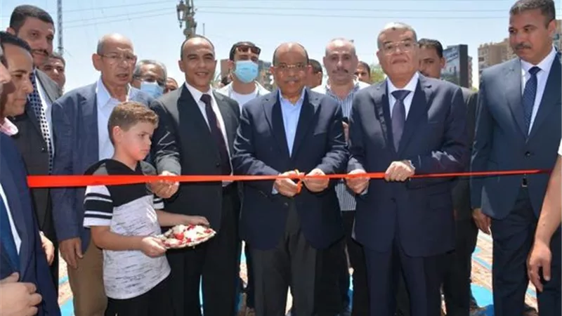 وزيرا التنمية المحلية والسياحة ومحافظ المنيا يفتتحون المرحلة الرابعة والأخيرة من تطوير كورنيش النيل