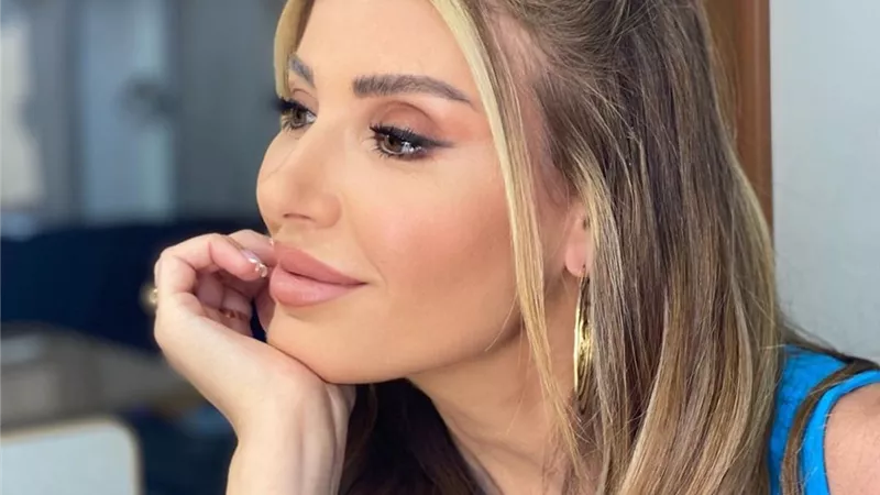 ريتا حرب بدون عكاز
