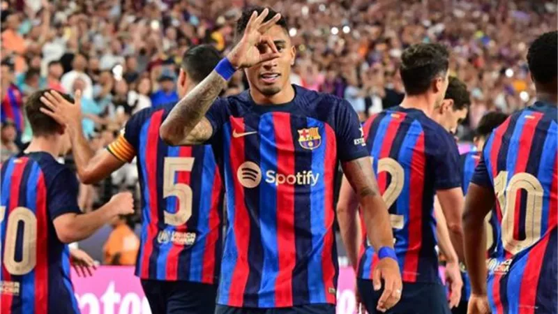 رافينيا يكشف عن طموحاته مع برشلونة بعد التسجيل فى الكلاسيكو