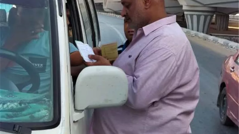 محافظة الجيزة : ضبط ٣٦ سيارة سرفيس غير ملتزمة بأجرة الركوب المحددة