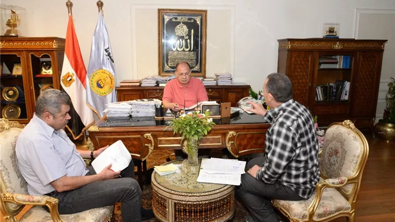 سعد يوافق على 455 طلب أجازة ببعض العاملين بمديرية التربية والتعليم