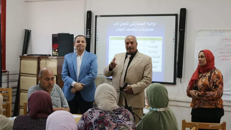 وكيل وزارة التعليم ببني سويف يشهد برنامج التنمية المهنية لمنح الصلاحية للنقل لوظائف المعلمين