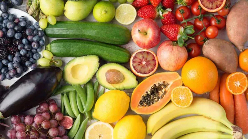 أفضل 8 أطعمة للحفاظ على صحة الأمعاء