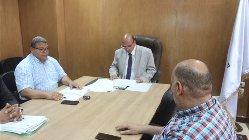 انعقاد مجلس شئون خدمة المجتمع وتنمية البيئة بجامعة جنوب الوادي