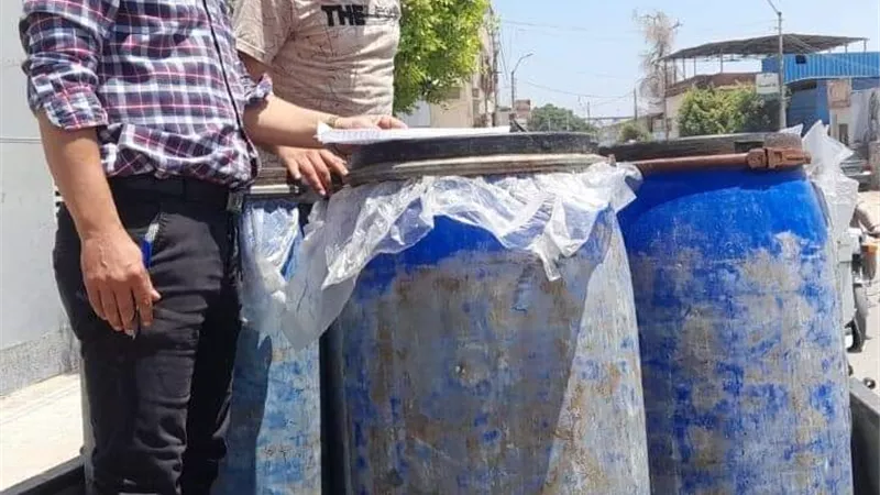 التحفظ على 800 لتر ألبان غير صالحه للاستخدام بإهناسيا