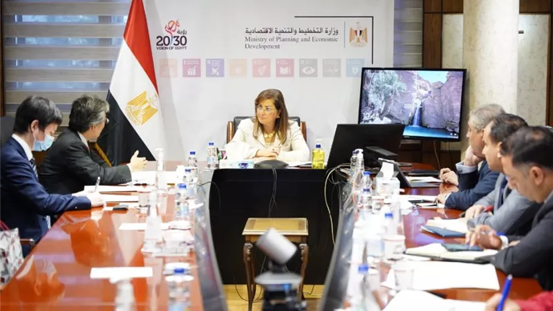 وزيرة التخطيط تلتقي السفير الياباني في مصر لبحث تعزيز سبل التعاون