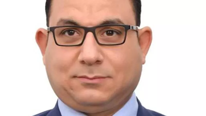 خبير اقتصادي: قرار رفع الفيدرالي الأمريكي للفائدة بداية لسيناريو الركود التضخمي
