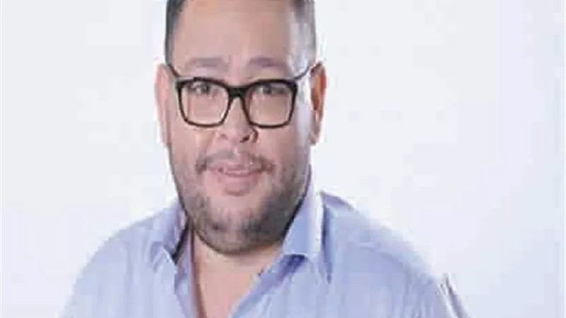 أحمد رزق يطير لبيروت.. من أجل عيون 