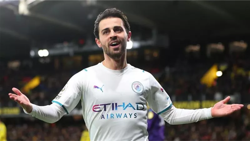 نجم مانشستر سيتى معروض على ريال مدريد وبرشلونة