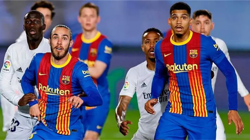 مدافع برشلونة يقترب من التوقيع لـ سيلتا فيجو