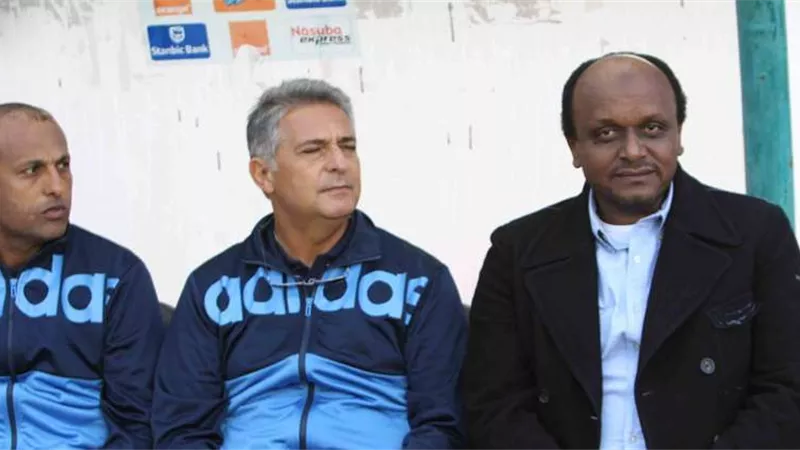 مدرب الزمالك الأسبق يقود حسنية أغادير المغربى