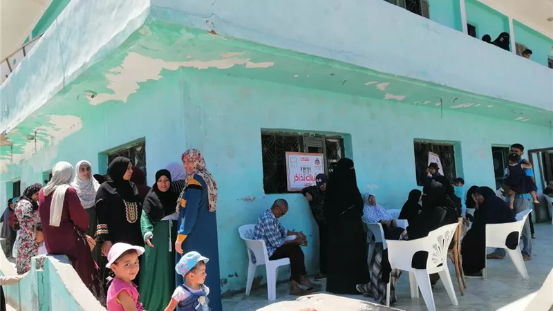 علاج ١٤٧٨ مواطنا بالمجان في قافلة طبية بدمياط