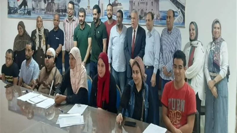 القوى العاملة: تعيين ٧ من ذوي القدرات الخاصة بأحد شركات الاتصالات بالإسكندرية