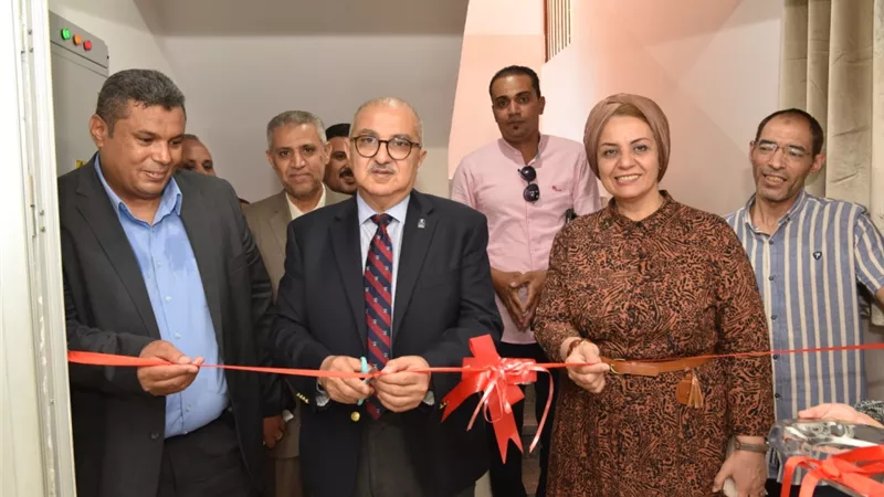 رئيس جامعة أسيوط يفتتح عمارة في سكن المعيدين و المدرسين المساعدين ..صور