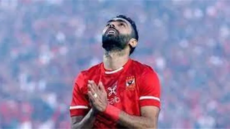 مفاجأة الاهلى يجمد عقود الشحات وايمن اشرف وياسر ابراهيم