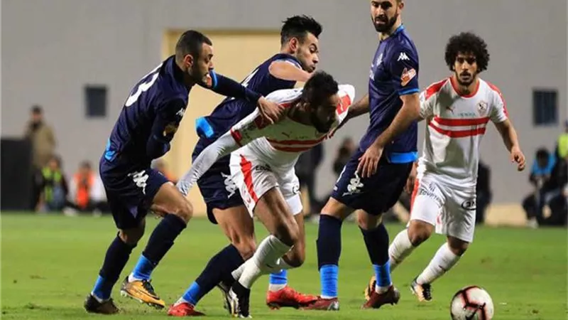 بيراميدز يرصد مكافآت ضخمة للاعبين للفوز على الزمالك