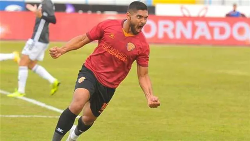 الأهلي يقترب من ضم ميسي وشادي حسين