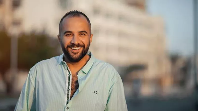 تعرف على موعد ومكان حفل المطرب على الألفى