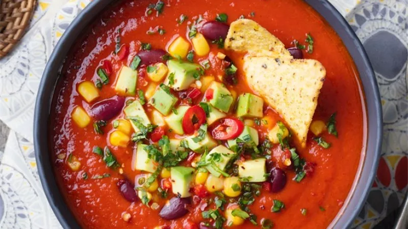طريقة عمل شوربة الطماطم المكسيكية