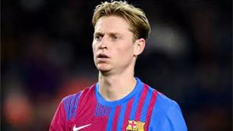 ليصبح الاعلى أجرا فى مانشستر يوناتيد.. برشلونة ينتظر العرض الاخير لضم دى يونج