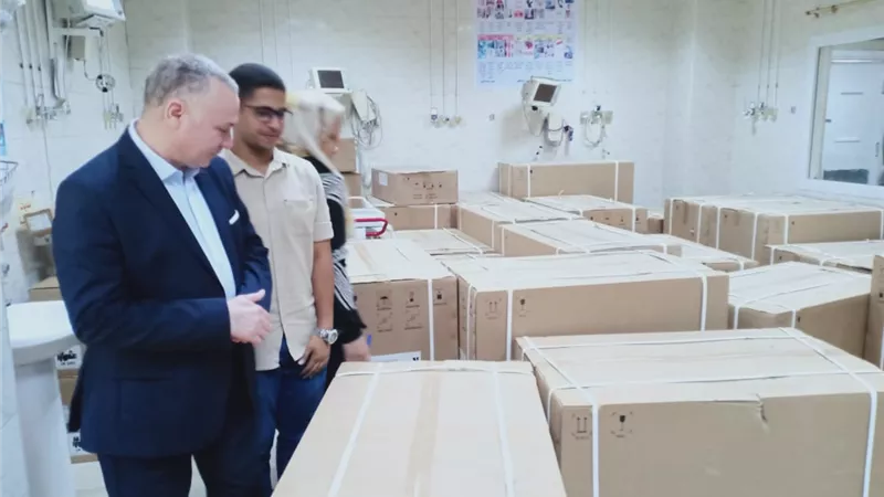 محافظ أسيوط يعلن تزويد مستشفى المبرة للتأمين الصحي بوحدة للمبتسرين