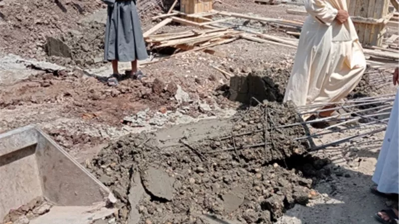 ازالة تعدى على مساحة ١٣٠ متر من الأراضى الزراعية بإسنا جنوب الاقصر