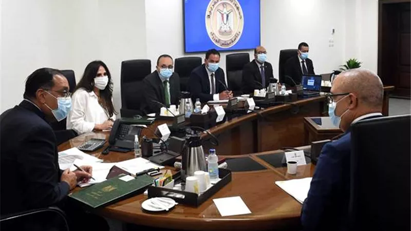 رئيس الوزراء يتابع دراسة وتقييم الأثر المروري لمقترحات ربط القاهرة الخديوية بالمحاور الجديدة