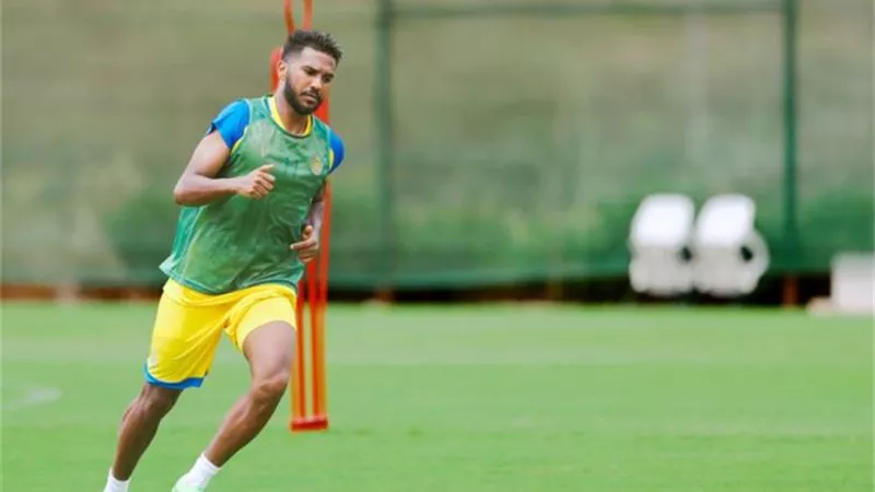 البرازيلى لويس جوستافو يبدأ رحلته مع النصر السعودى.. شاهد