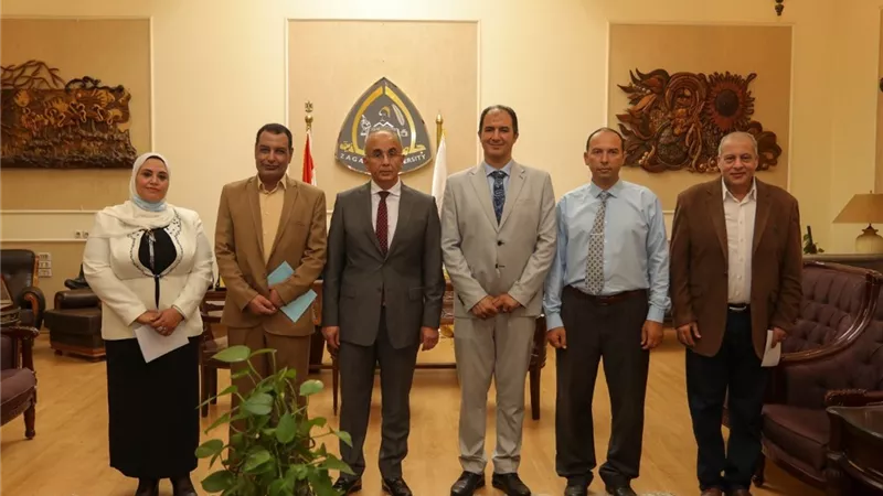 رئيس جامعة الزقازيق يصدر عدداً من القرارات بتعيين وكلاء كلية التكنولوجيا والتنمية