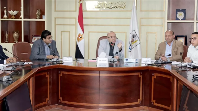 متابعة الموقف التنفيذي لمشروعات المبادرة الرئاسية 
