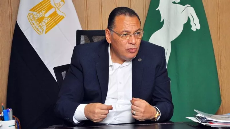 ضبط لحوم ومستحضرات تجميل مجهولة المصدر خلال حملات رقابية بأبو حماد