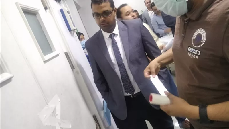 غلق وتشميع 4 مراكز طبية مخالفه بقنا